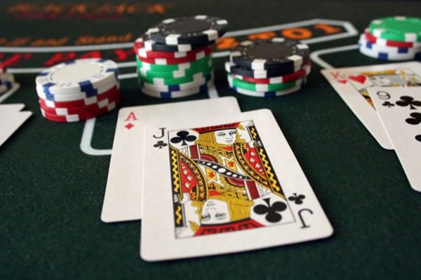 Techniques to make money from playing online casinos!